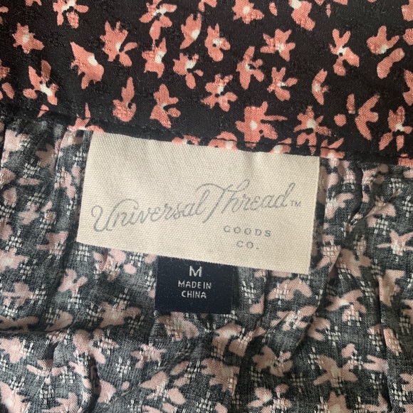 FLORAL PINK + BLACK SQUARE NECK TOP - Picture 5 of 6